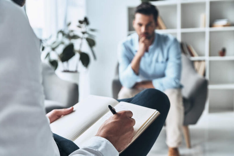 diferença entre terapia cognitiva comportamental e psicanálise